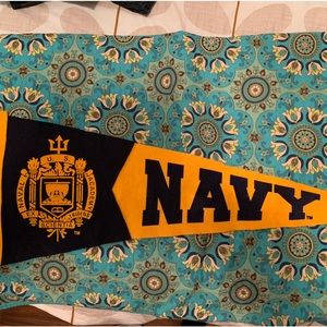 New wool Navy pennant.. possibly vintage?